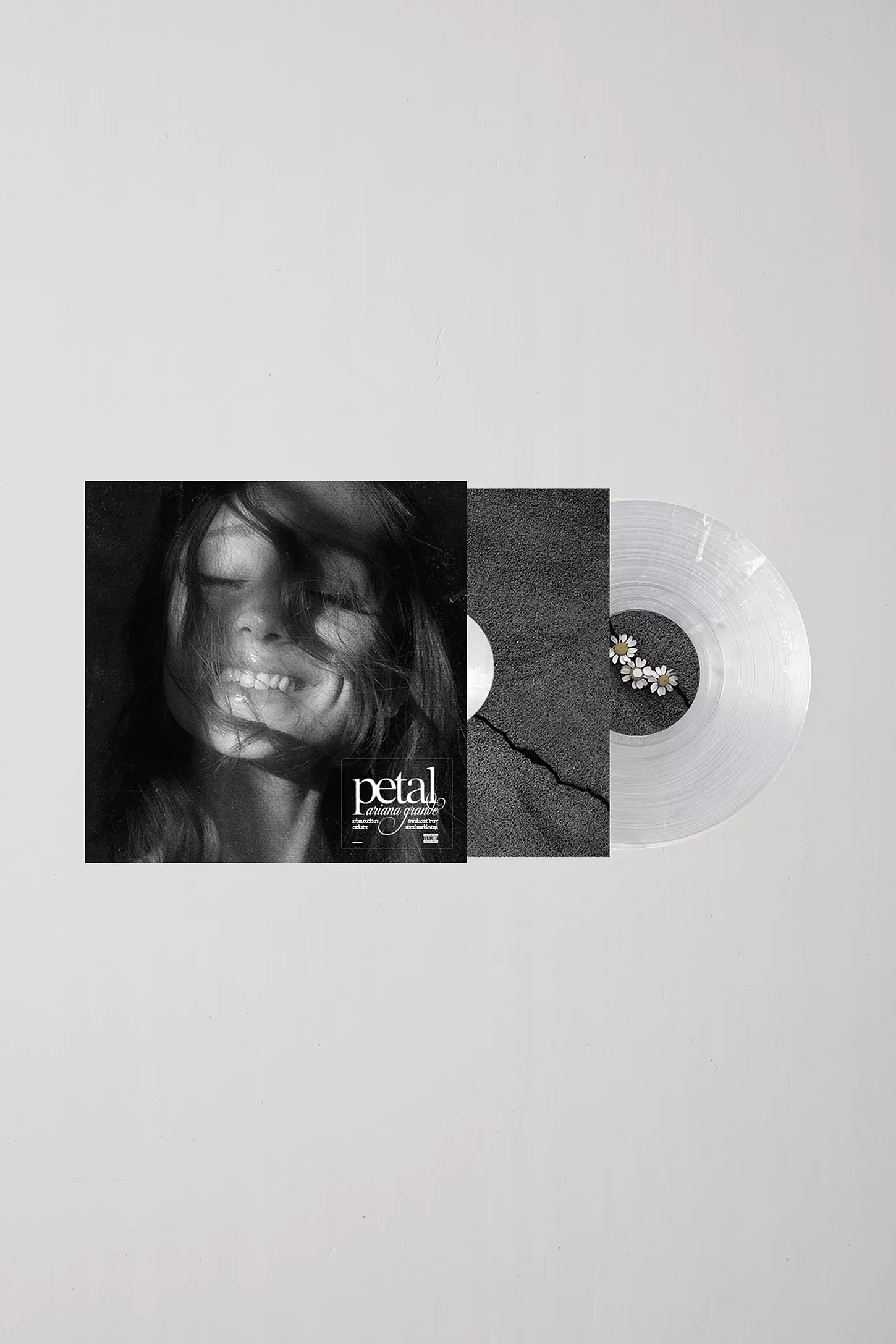 Ariana Grande - petal
